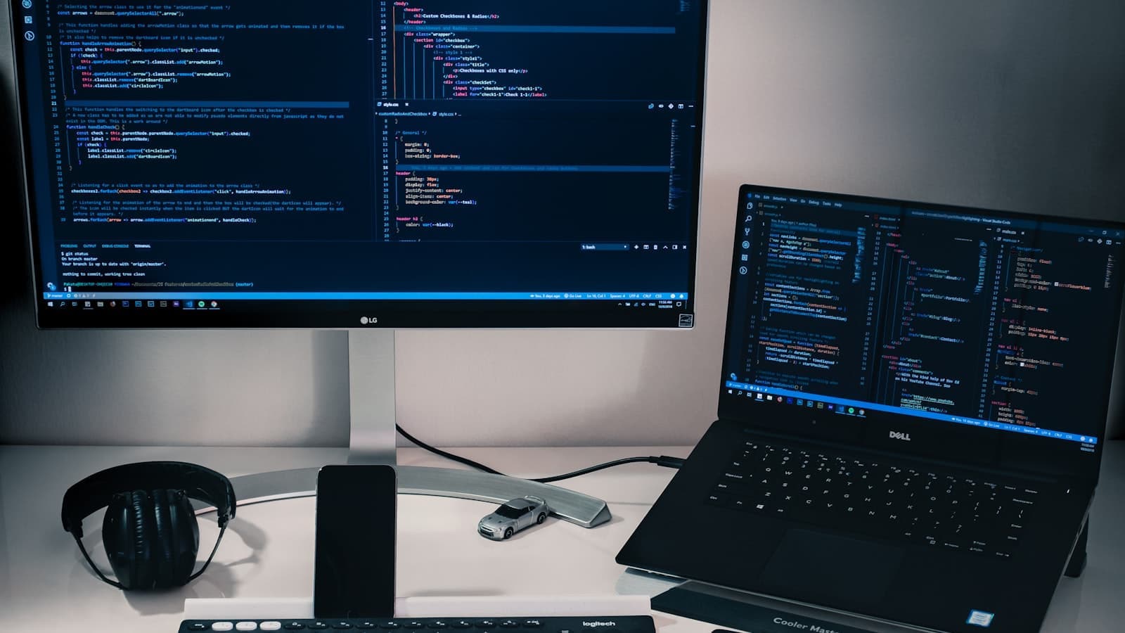 Code et interface visuelle côte à côte - no-code vs code